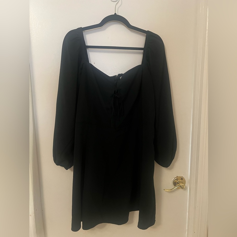 Brand new Abercrombie & Fitch front tied off shoulder black dress - Picture 3 of 5